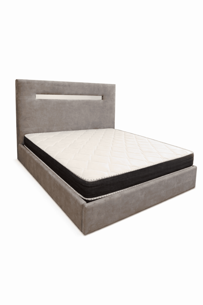 CAMA ROMEO